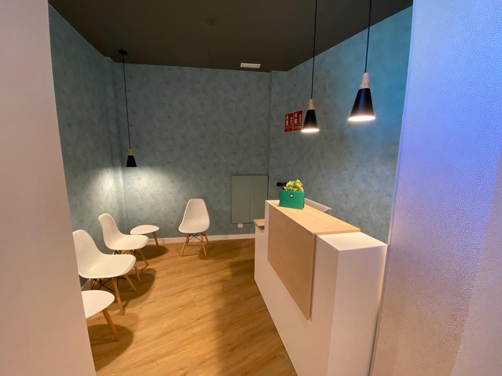 Pintura y Decoración Antón Díez vivienda decorada con lámparas