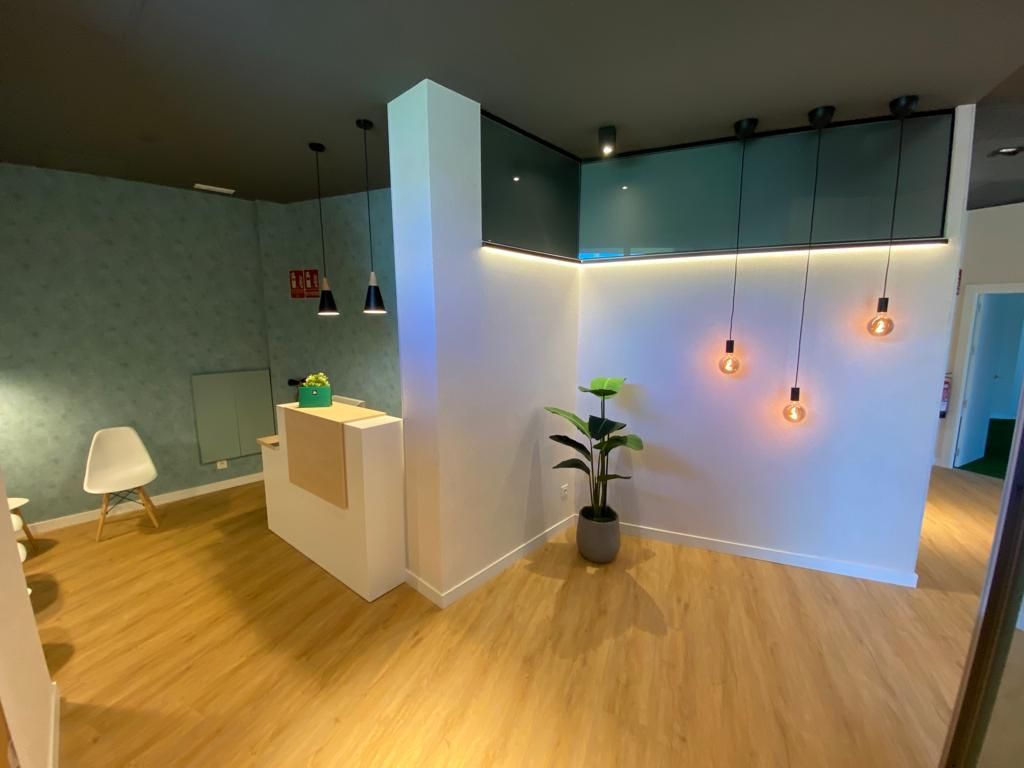 Pintura y Decoración Antón Díez casa decorada con lámparas